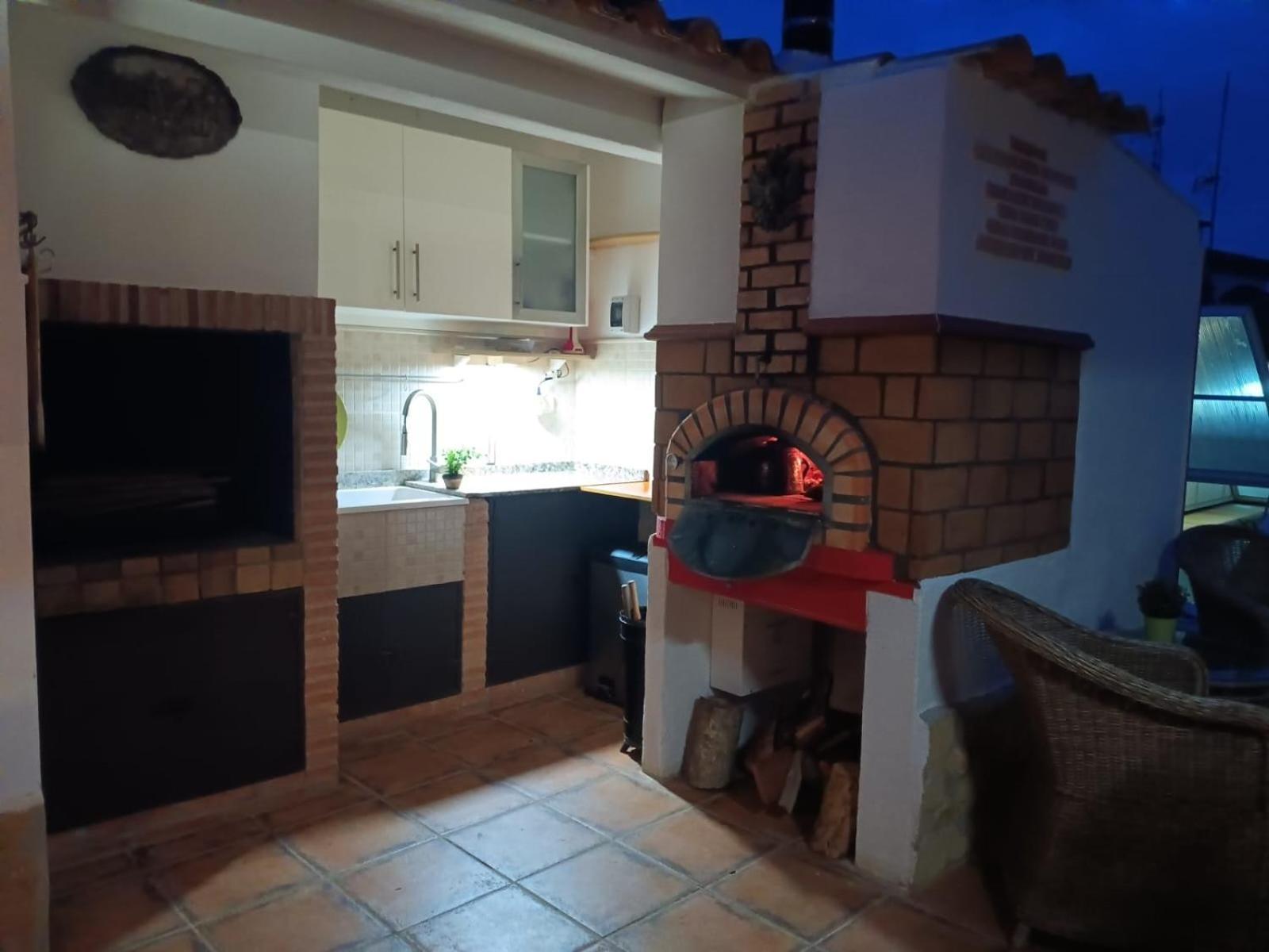 Tiny House Hotel Puebla de Vallbona Luaran gambar